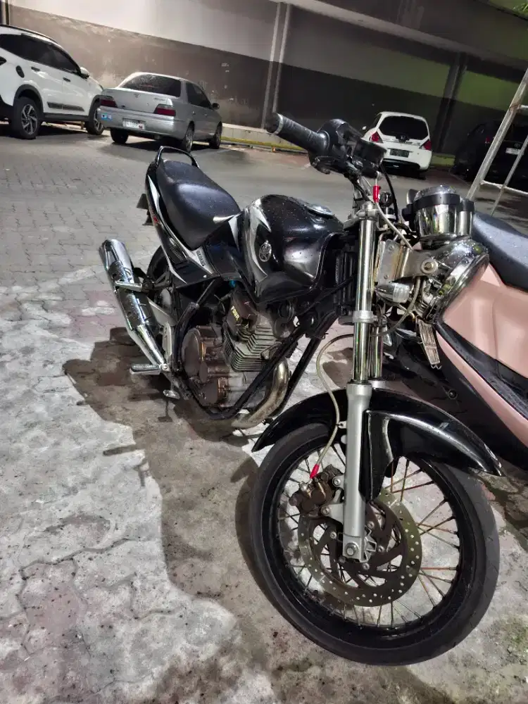 YAMAHA SCORPIO 2007 SEMI MODIFIKASI