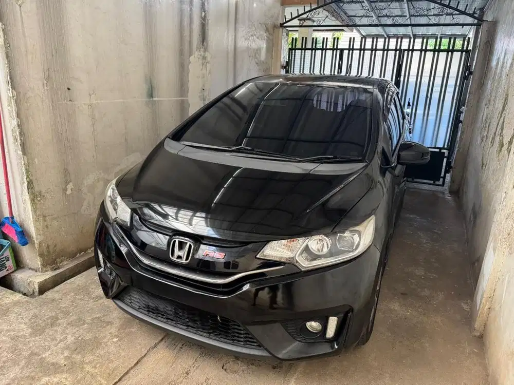 Jual mobil honda jazz th. 2015 RS AT,