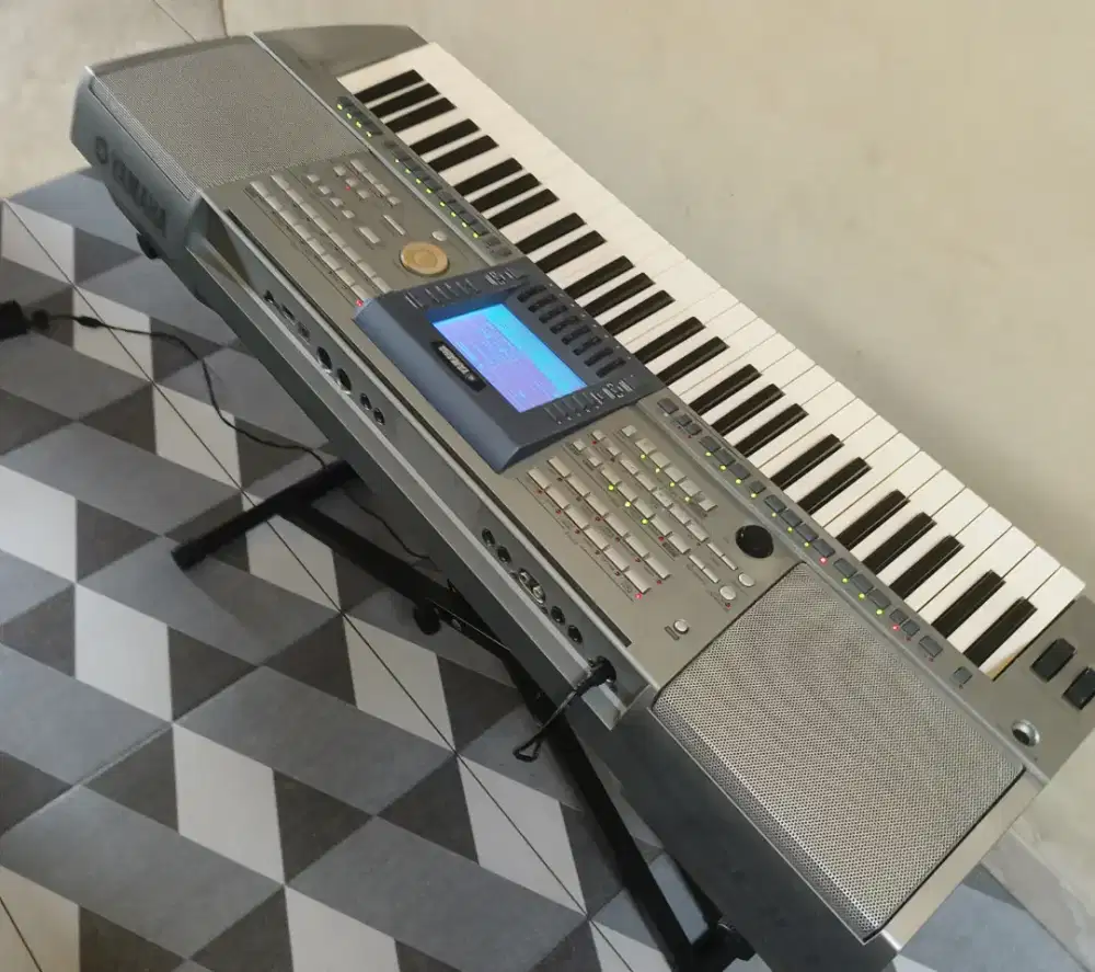 YAMAHA PSR 1500