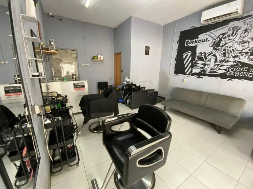 Loker CHAPTER atau Tukang Cukur