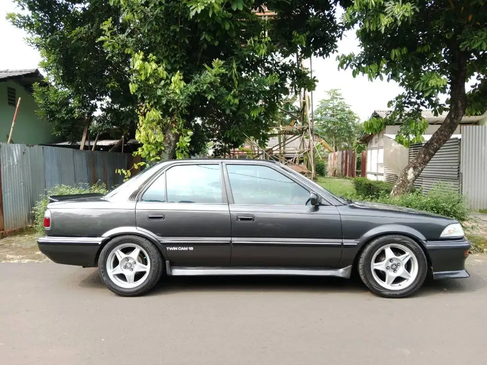 Toyota corolla twincam 1.6 Se limited