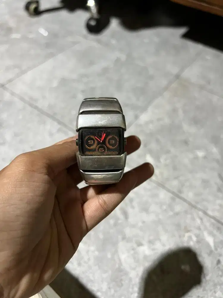 Jam tangan Original Nike Vintage D-Line