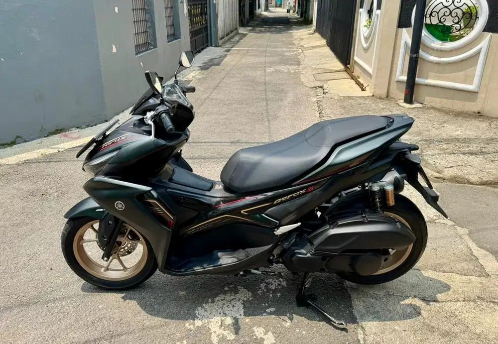 Yamaha Aerox New S ABS Keyless MULUSSS Pajak Hidup Panjang