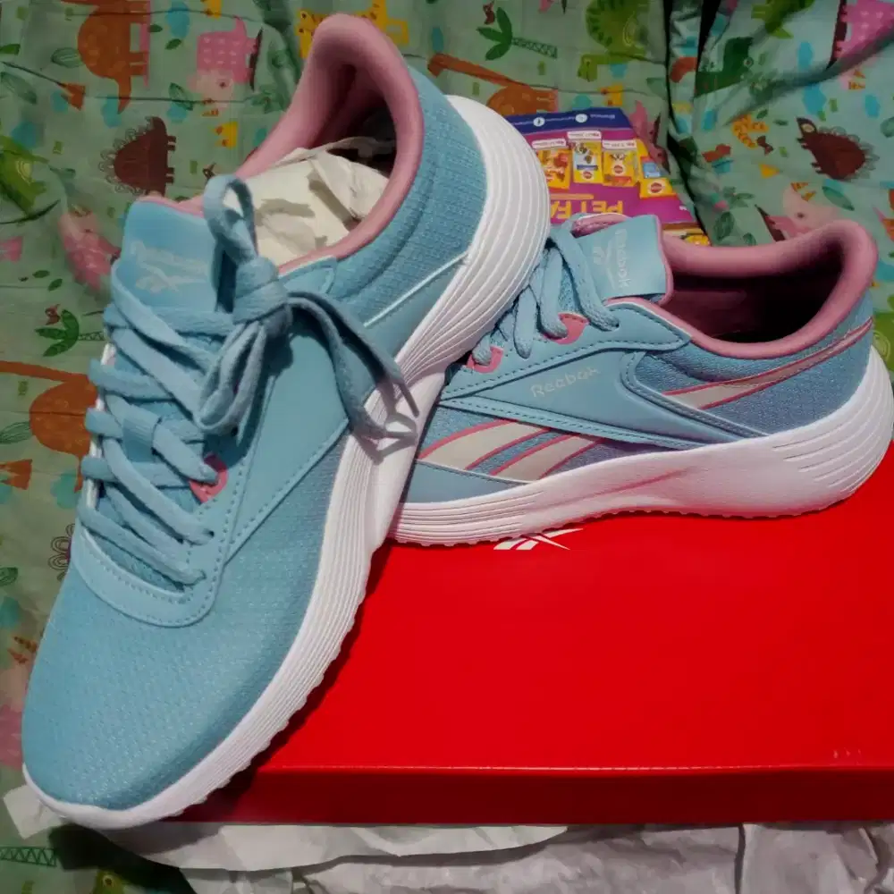 Sepatu Reebok running lite 4 women original