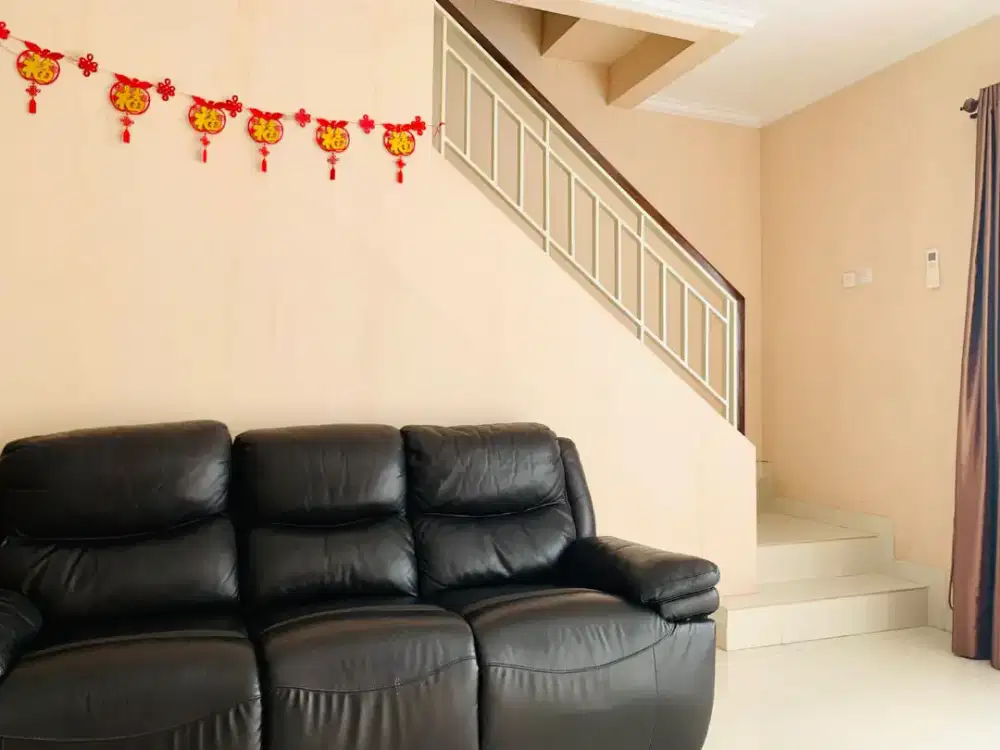 PIK – Rumah Strategis Layar Permai Dijual Murah