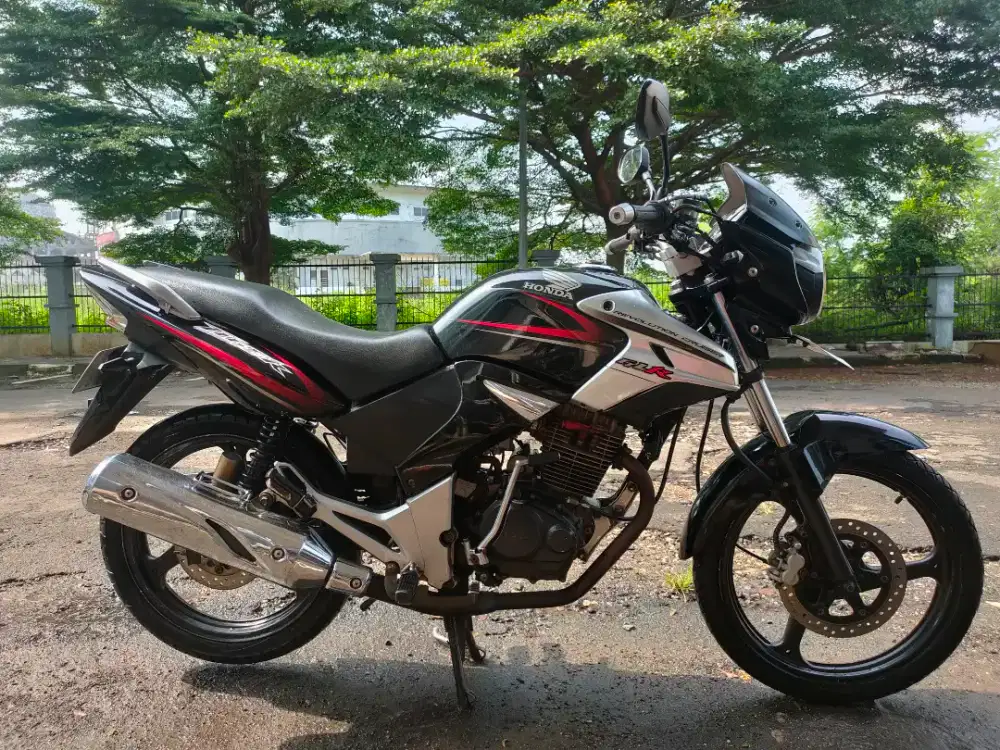Honda Tiger 2005