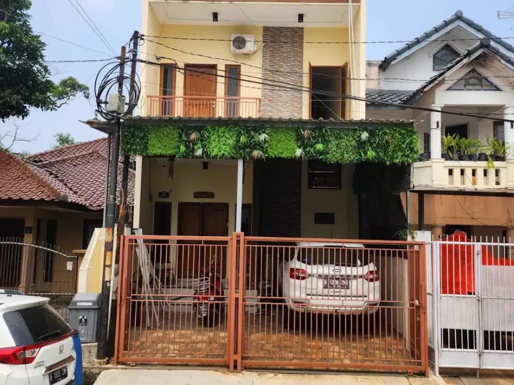 RUMAH MEWAH JUAL MURAH DALAM CLUSTER DI BINTARO DEKAT KE TOL SERPONG
