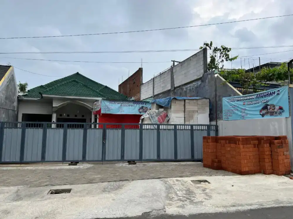 Strategis! Rumah Karangploso Poros Jalan