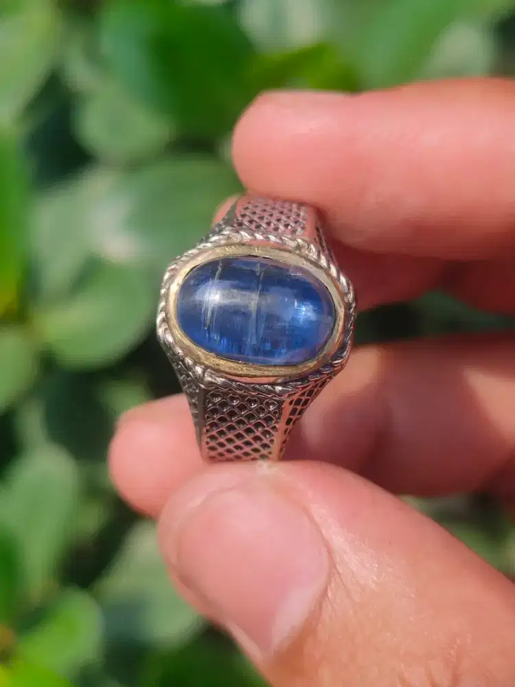 Cincin Batu Mulia Safir Australia Royal Blue Kyanite