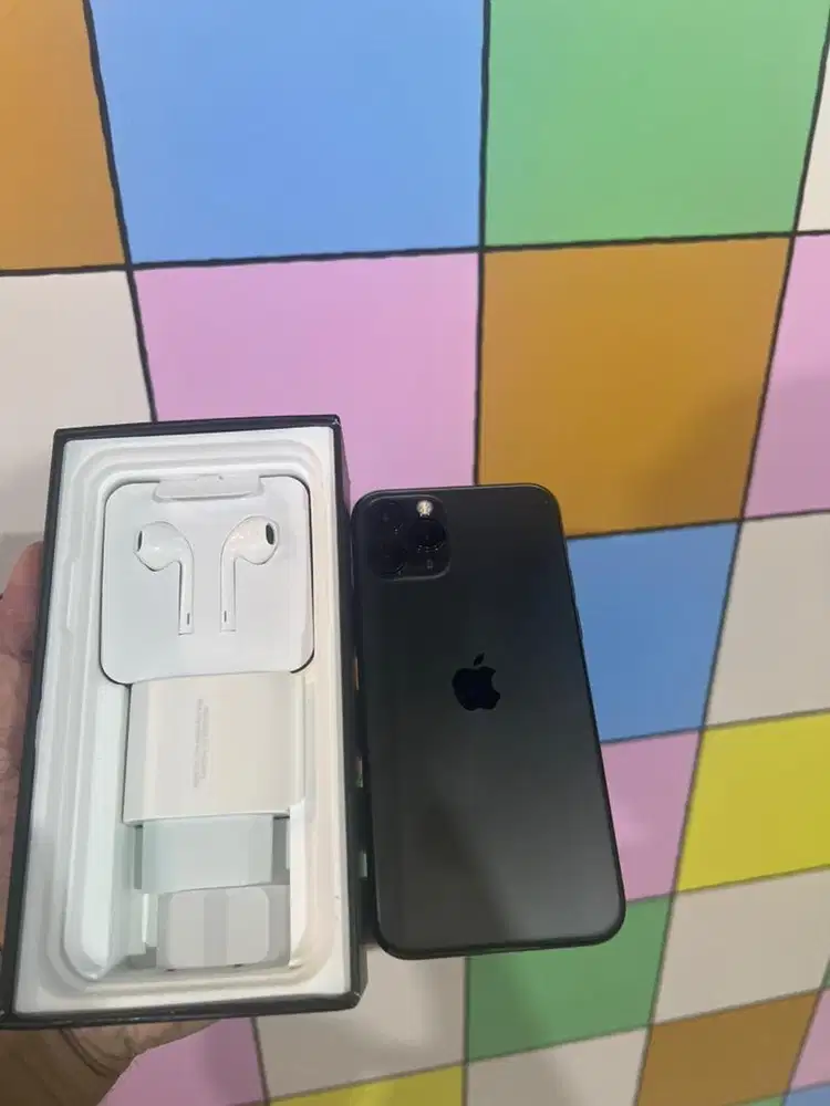 iphone 11 pro max 256gb green new LTE