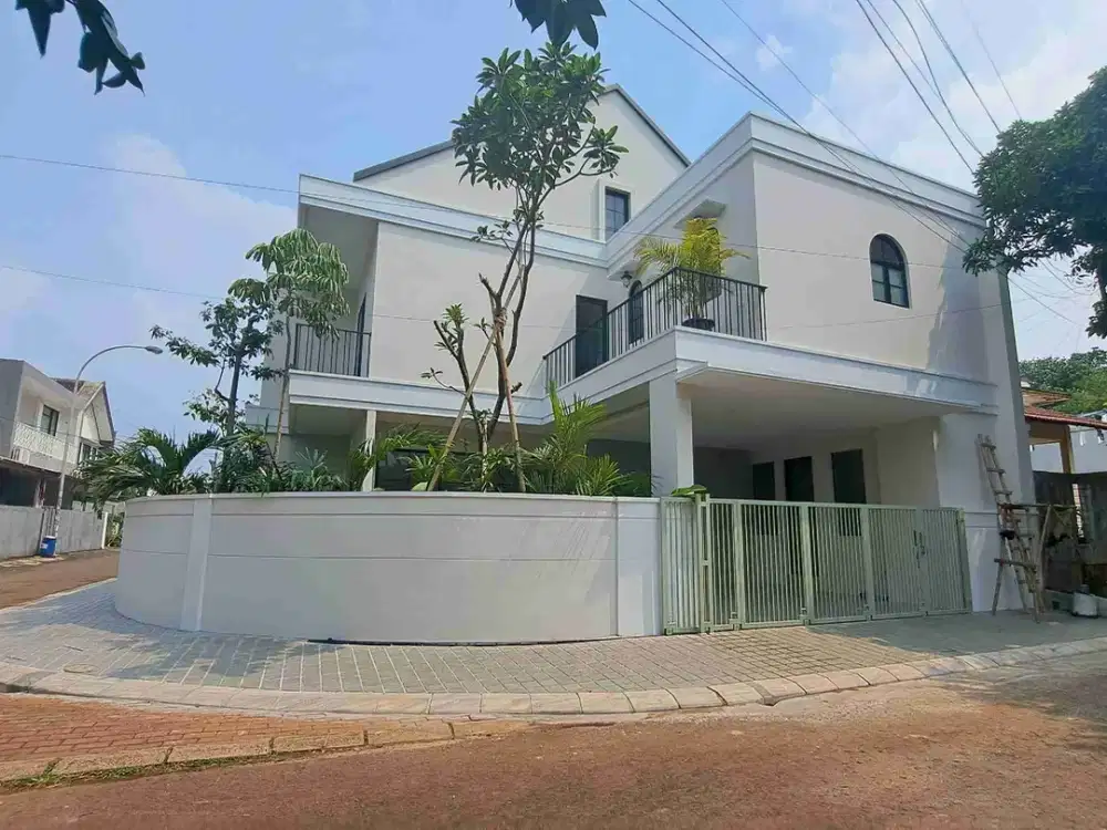 Best DealRumah Hoek Kencanaloka siap huni