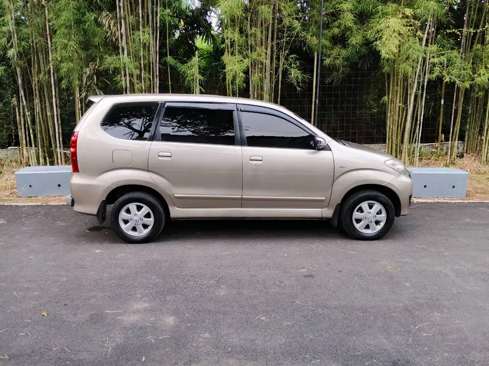 Avanza 2011 G manual orisinil luar dalam