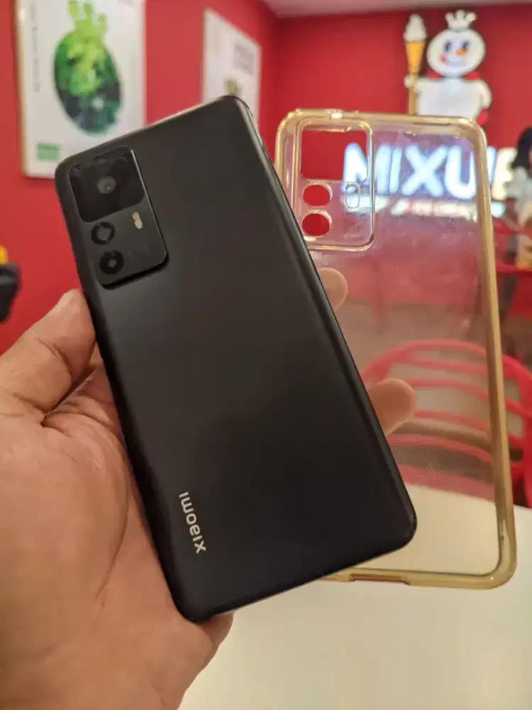 Xiaomi 12t 5G ram8/256gb hp only