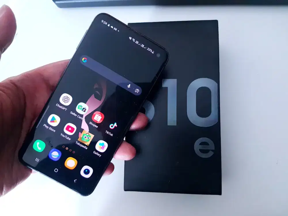 Samsung Galaxy S10E Black 8/128