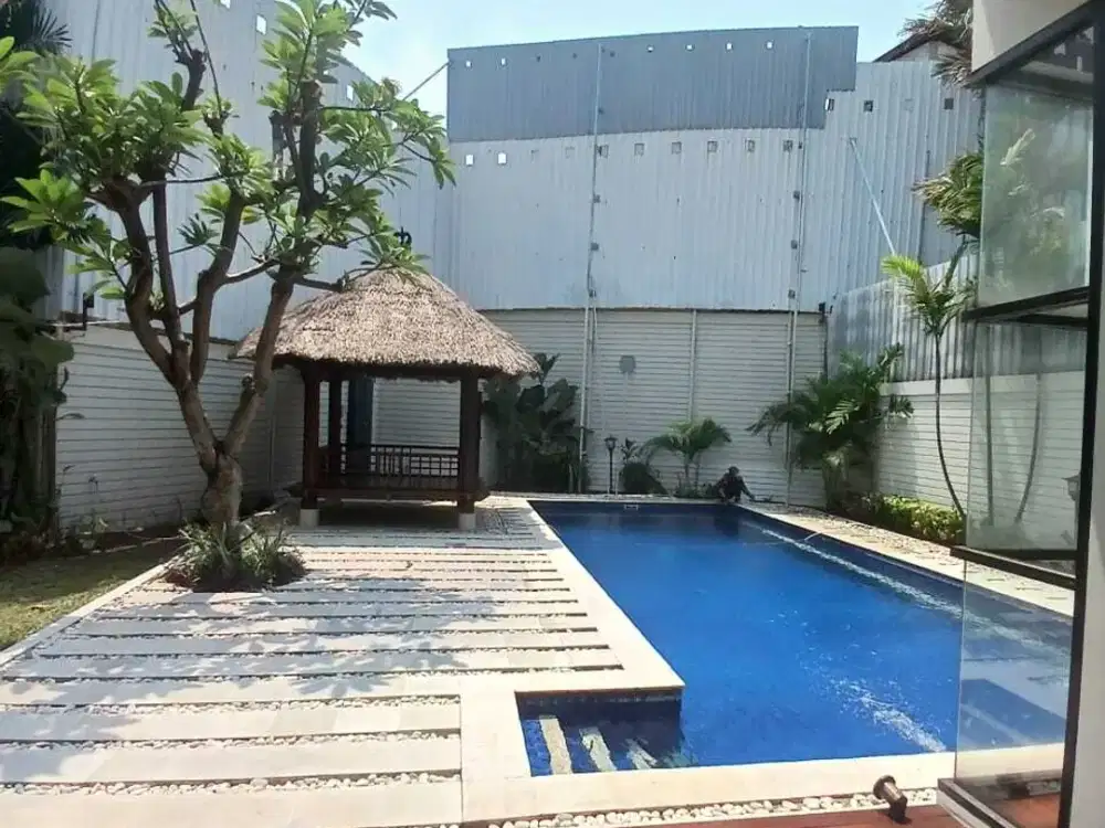Dijual Cepat Rumah Mewah Private Pool Dalam Cluster Di Cipete