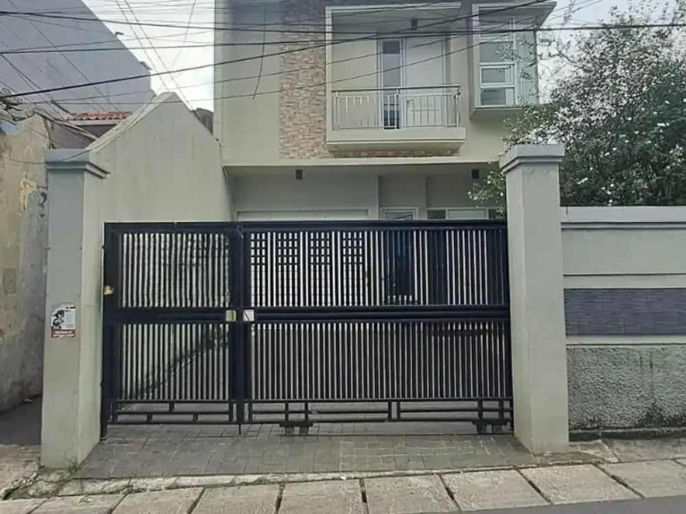 RUMAH MEWAH LOKASI STRATEGIS DI KEMANG TIMUR VIII JAKARTA SELATAN