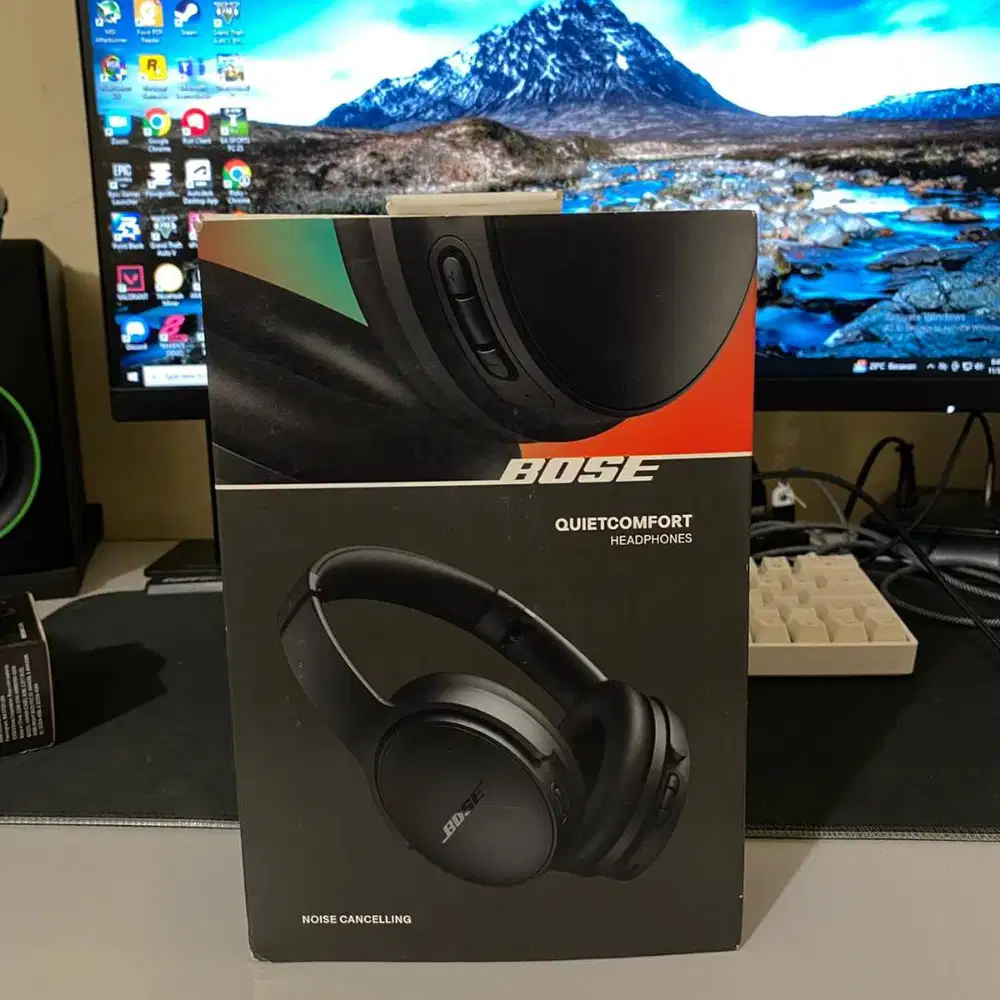 BOSE QUIETCOMFORT NEW BNIB SEGEL HEADPHONE