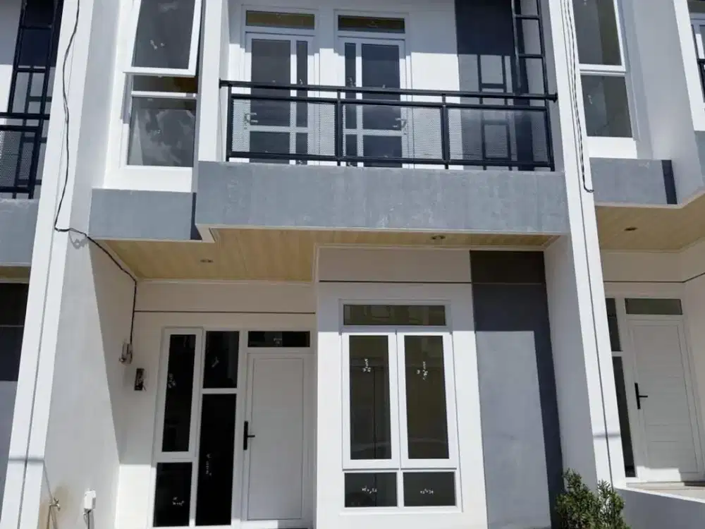 Rumah 2 Lantai 3 kamar angsuran 5 Jutaan dekat Stasiun KRL Sudimara