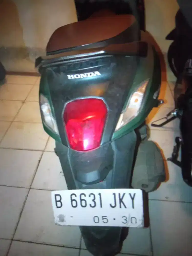 Motor roda dua Jasa antar jemput anak sekolah dan pekerja