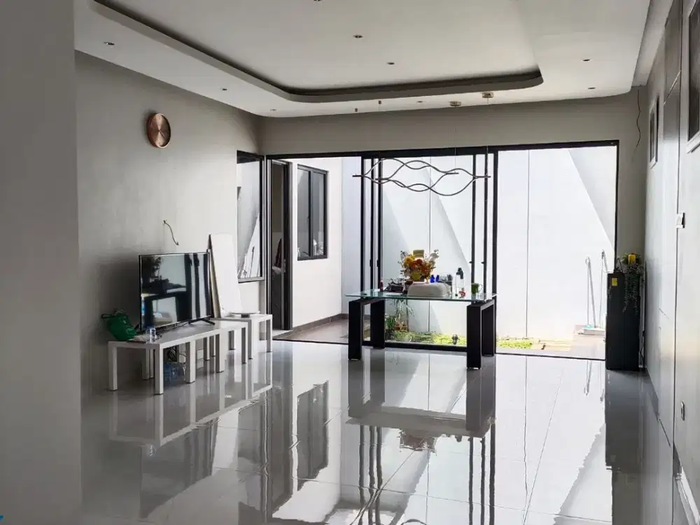 Rumah Baru di Komplek Muara