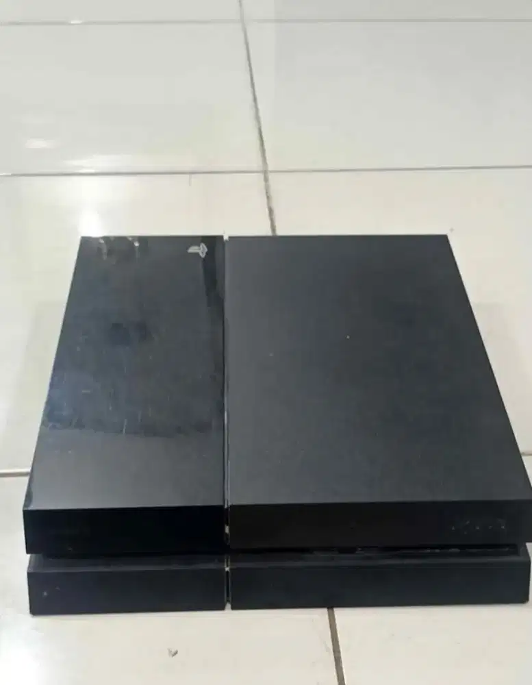 PlayStation 4 (PS4) Fat 500 GB