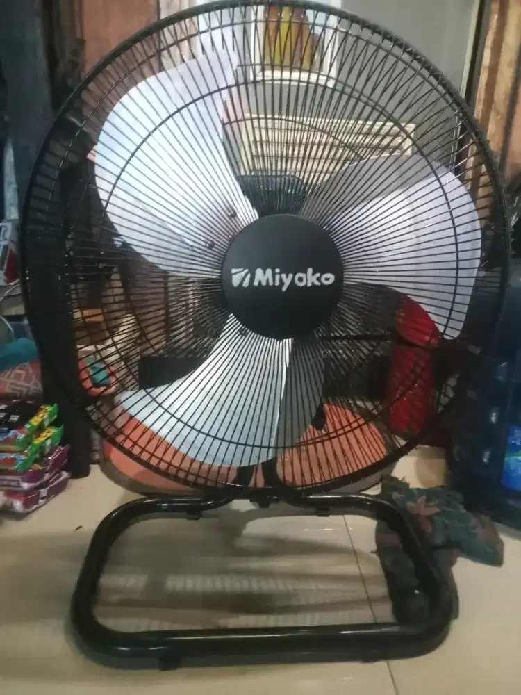 Jual kipas angin merk Miyako duduk 18 inci