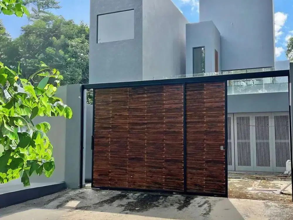 RUMAH MEWAH DIJUAL DI TAMAN WIJAYA KUSUMA CILANDAK DALAM CLUSTER