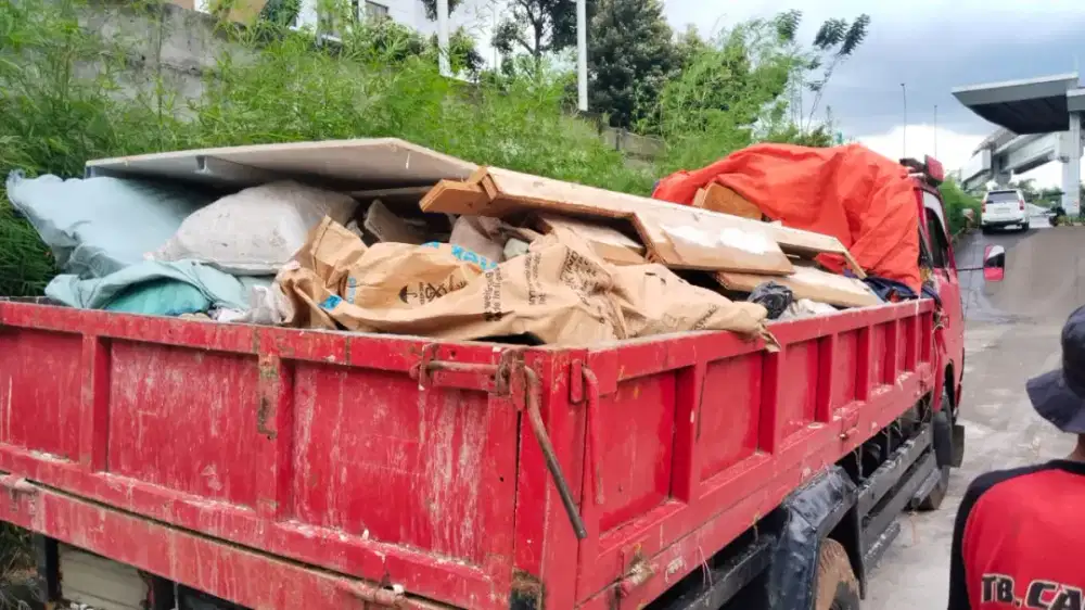 JASA PENGANGKUTAN LIMBAH PROYEK