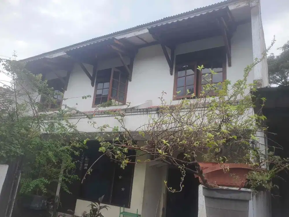 Rumah di Jl. Binawarga Atas  Kalibata Jaksel