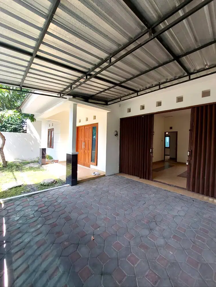 Rumah Nyaman dekat Jalan Lempongsari Palagan