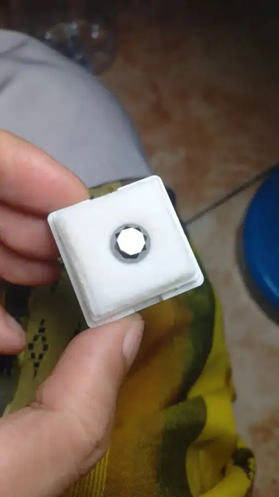 Natural berlian hitam