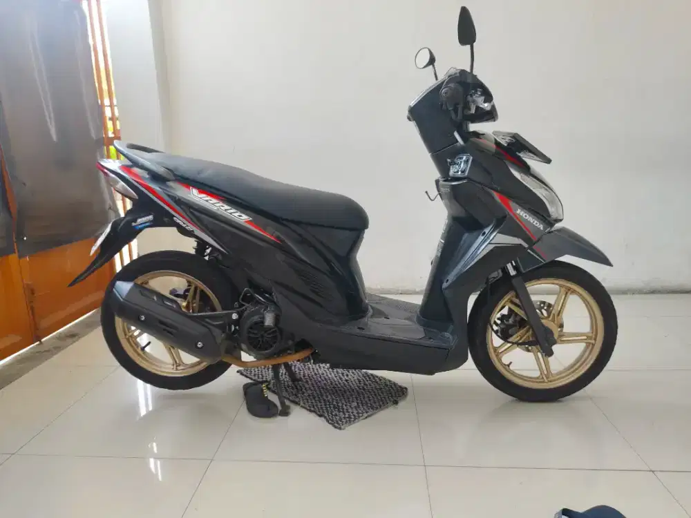 Vario 110  Led tahun 2019