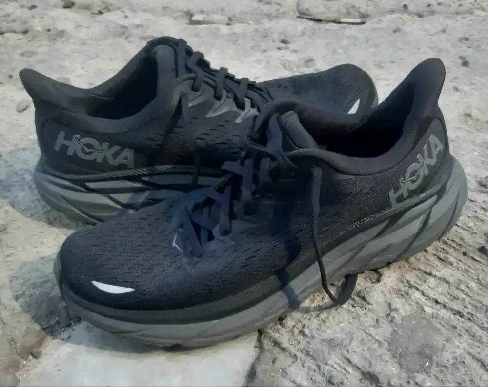 SEPATU HOKA ORIGINAL 41 1/3 OLAHRAGA
