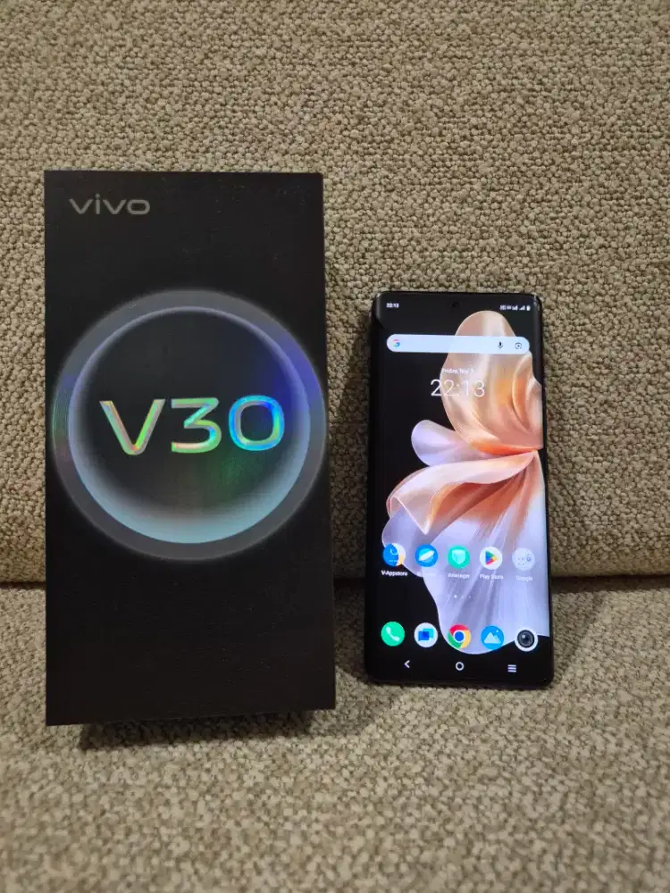 Vivo V30 Black 8/256