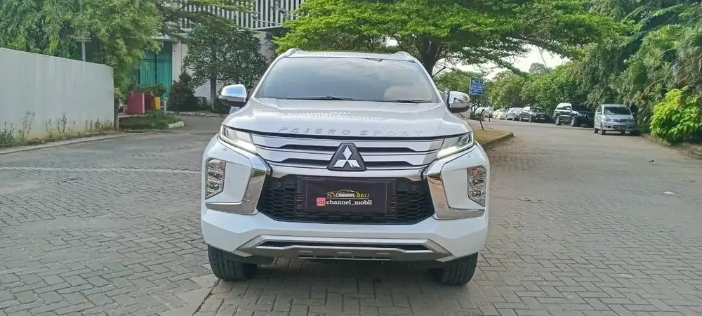 MITSUBISHI PAJERO DAKAR 2032 ANTIK ISTIMEWA DIJAMIN JARANG ADA
