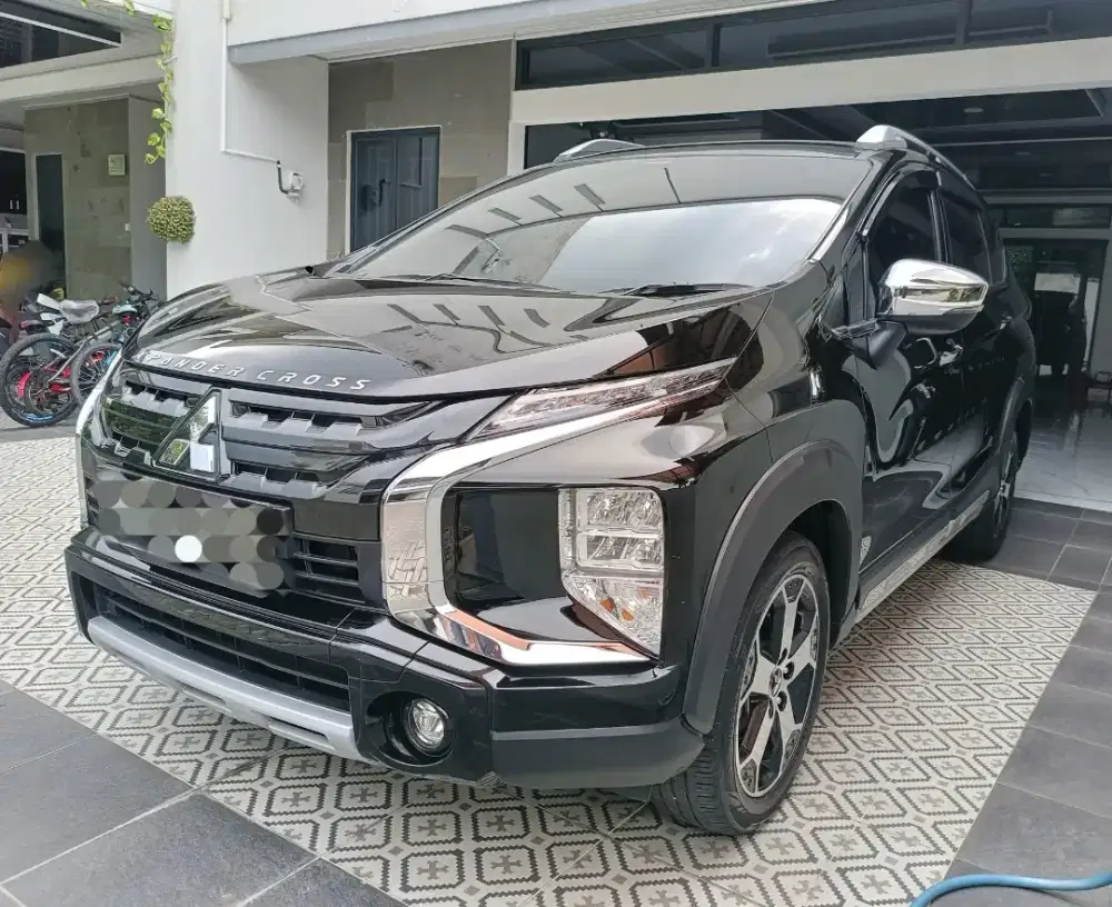 Xpander Cross Premium Package Matic