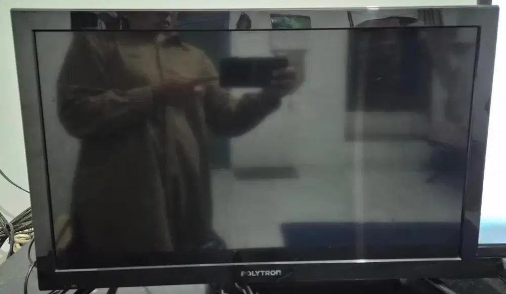tv polytron 24 inch