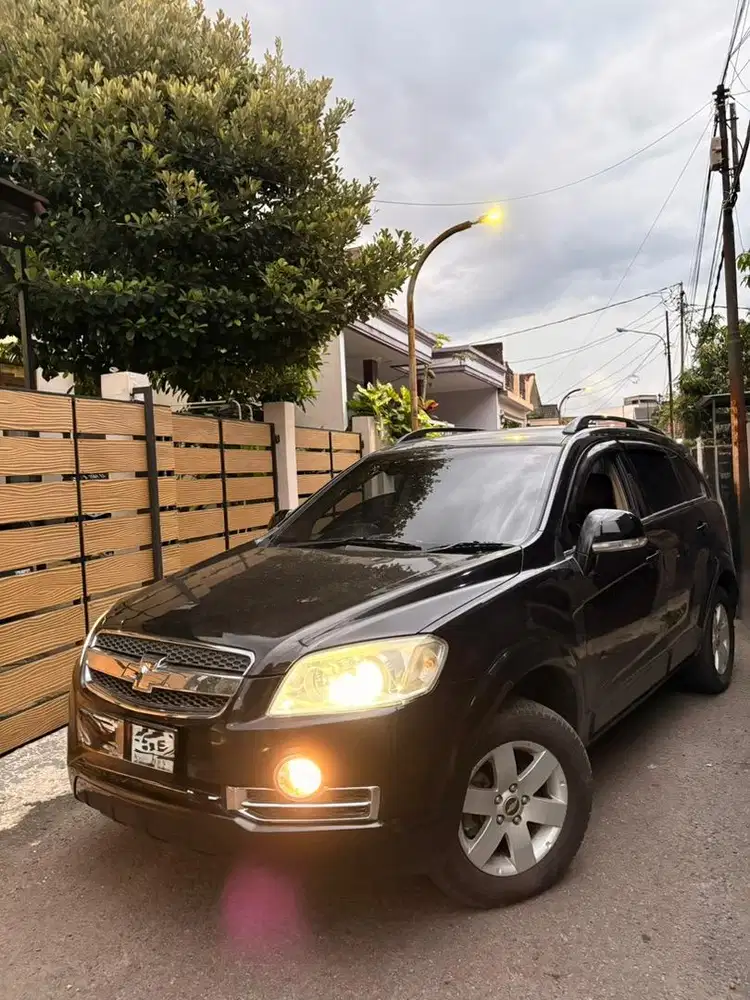 captiva 2.4 lt bensin 2010 mulus terawat