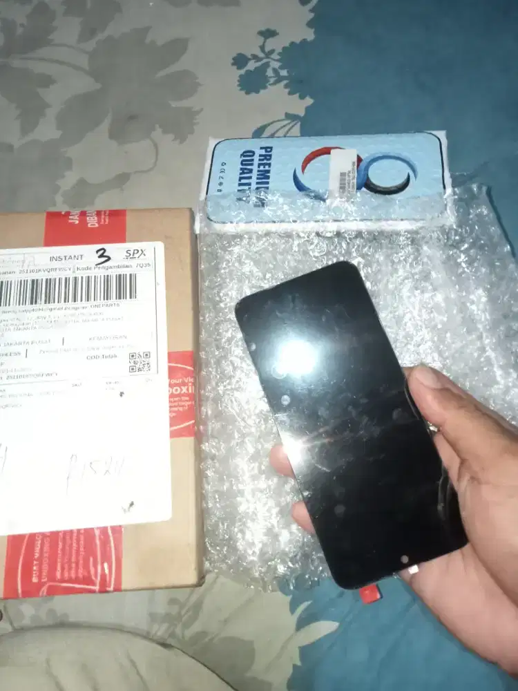 LCD touchscreen itel Vision 1 L6005