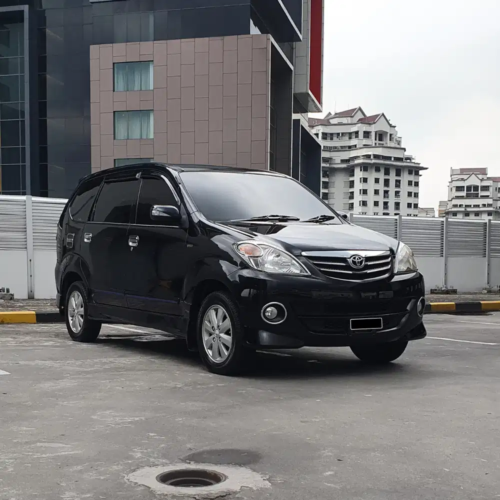 Toyota Avanza 2010 Bensin