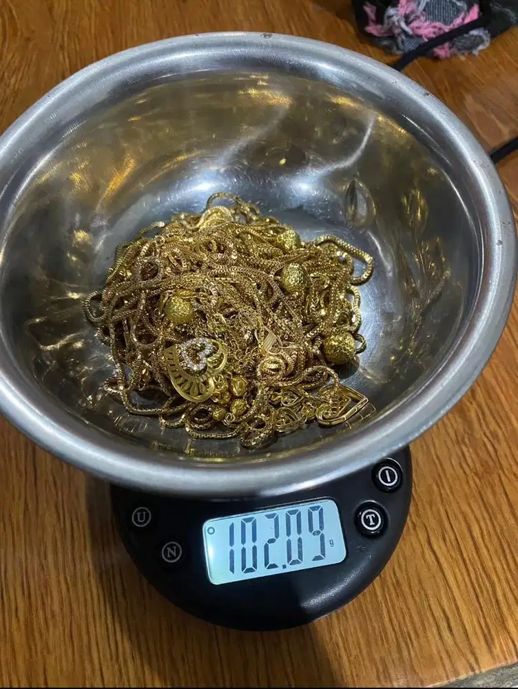 Terima semua jenis perhiasan emas dan berlian