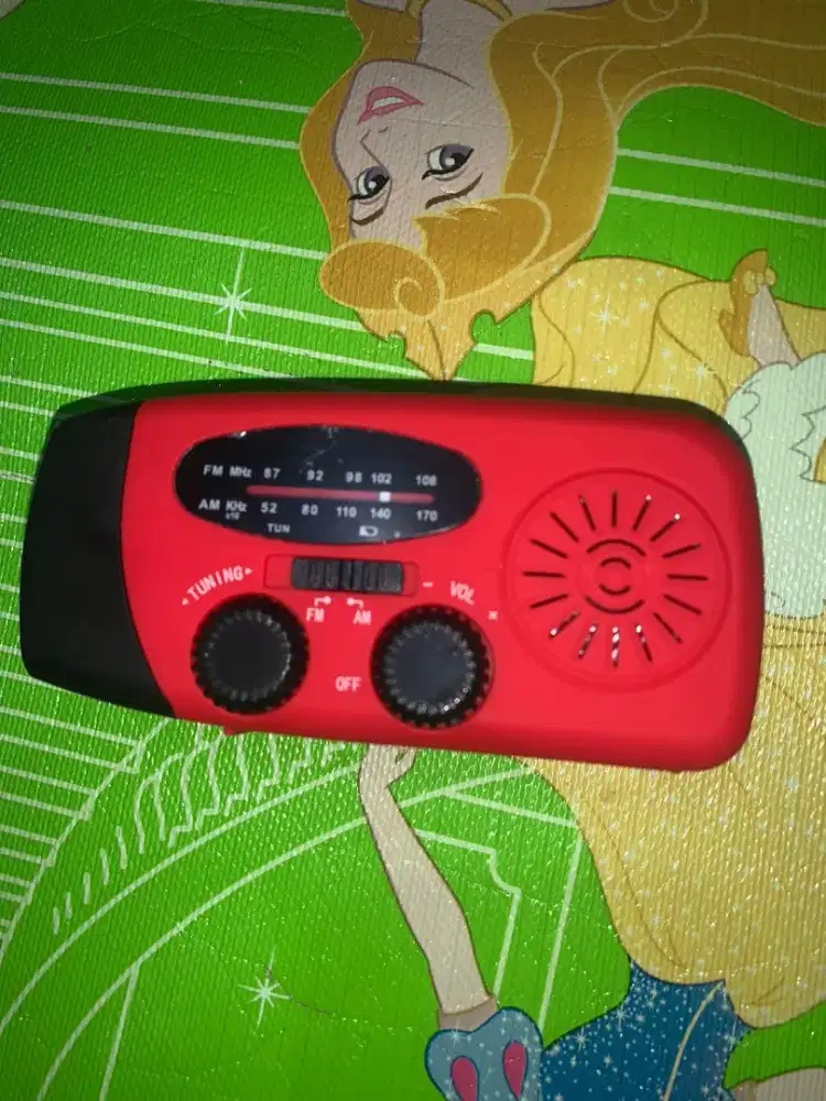 Emergency radio 3in1 radio portabel untuk camping