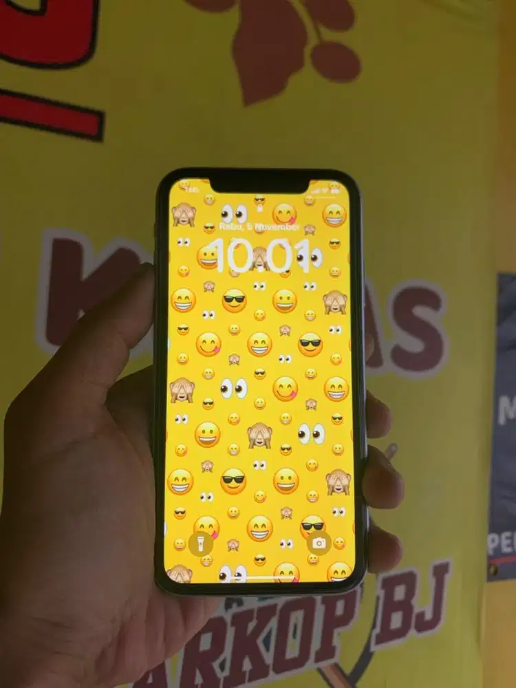 Iphone 11 64Gb resmi