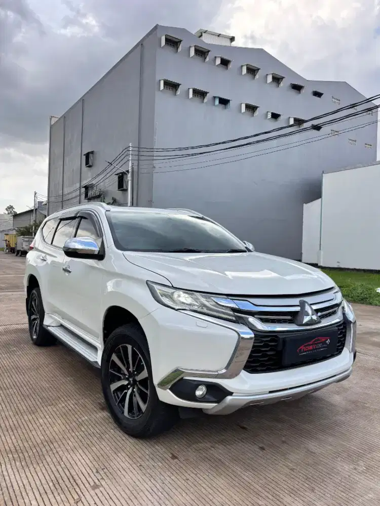Mitsubishi Pajero Dakar matic bekas murah 2017 putih