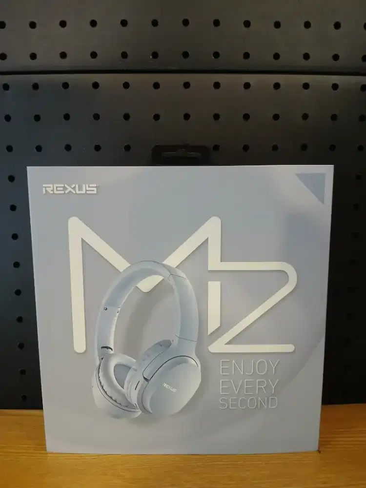 Rexus M2 Headset Wireless Bluetooth V5.3 Light Weight 3 Connection