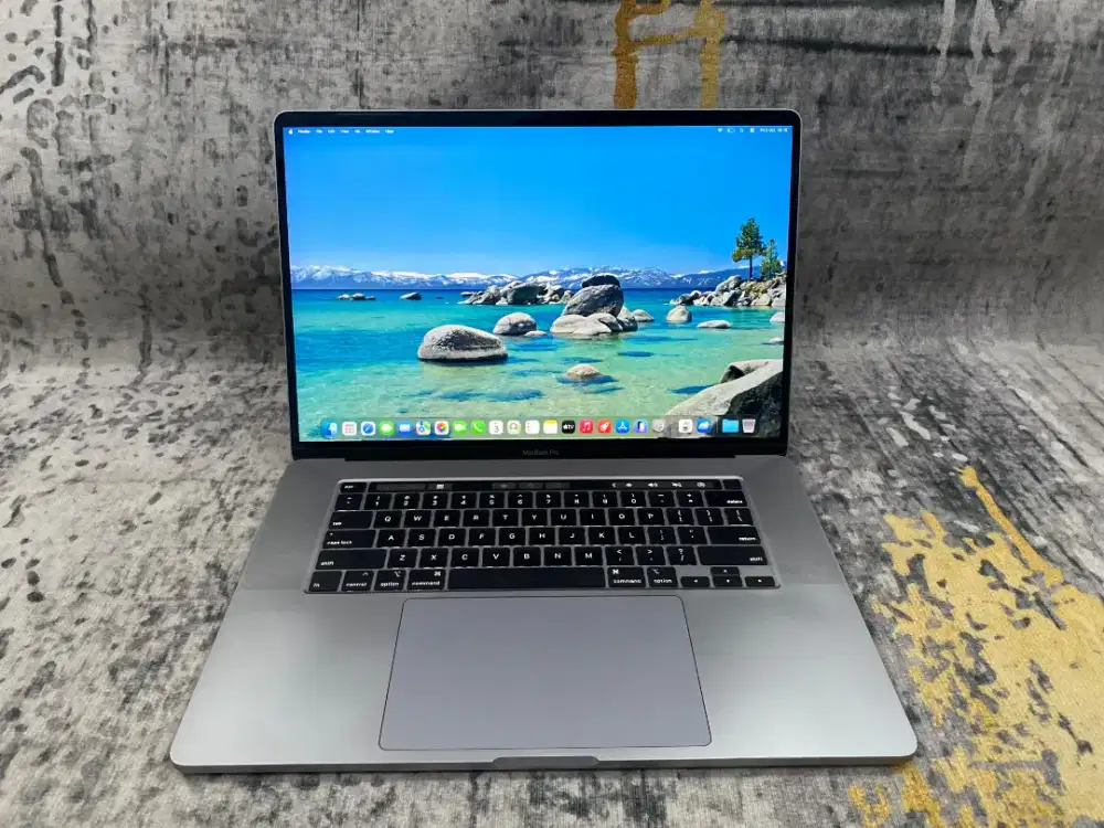Macbook Pro 2019 16 inch Touchbar 16/512 ex ibox