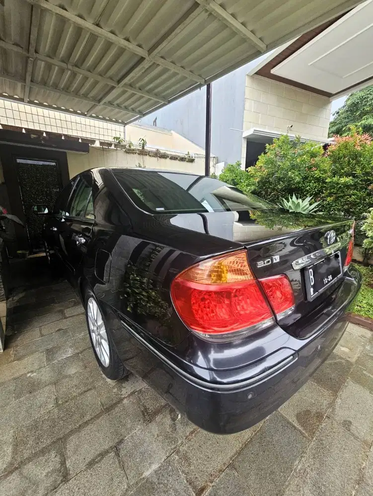 TOYOTA NEW CAMRY V AT MEWAH GAGAH BERWIBAWA NYAMAN 2005 VTIL E46 W203