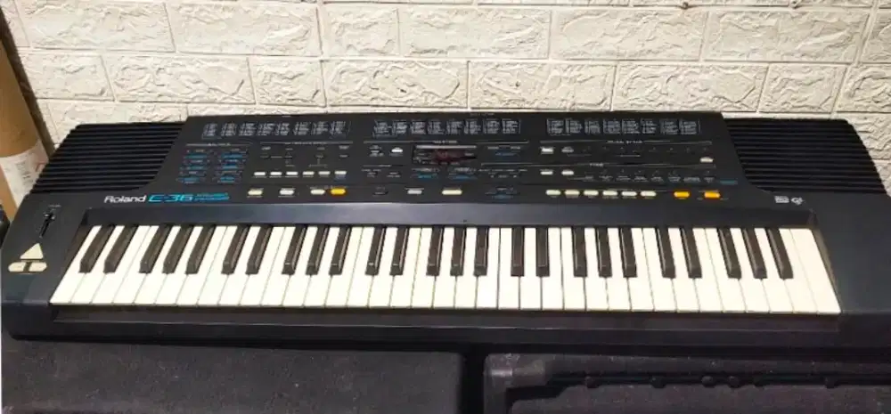 Keyboard Roland e36 & adaptor