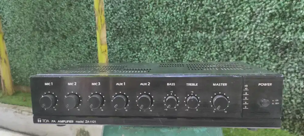 Toa amplifier za 1121 120wat