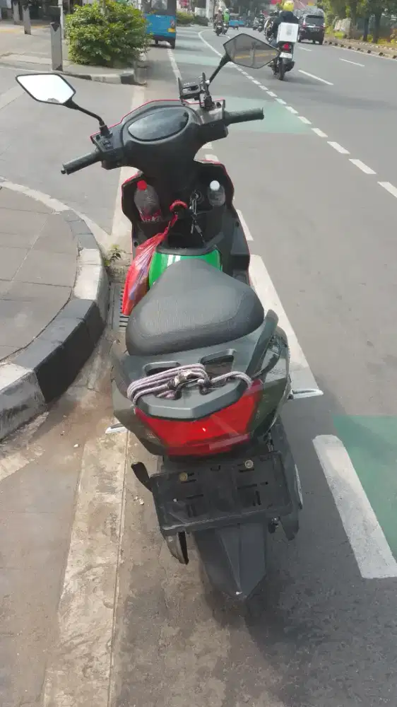 Assalamualaikum ibu atau bapak kali aja ada yg butuh ojek bulan